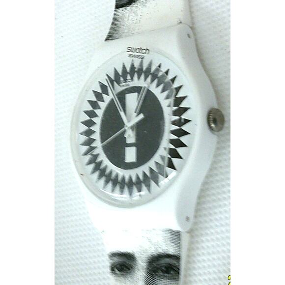 Swatch Watch SUOZ125 Reflecting Time By Lorenzo Petrantoni Artist RARE New - Picture 4 of 7